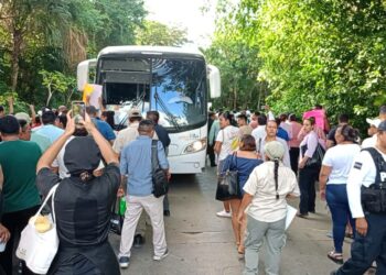 Estalla protesta en Mayakobá por descuentos a ingresos de trabajadores