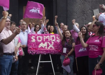 En la mira, si Ruffo inyectó dinero del huachicol fiscal al partido Somos México