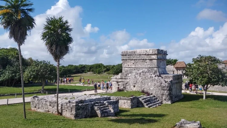 Anuncian Plan Tulum: menor costo de ingreso a zonas arqueológicas, Parque El Jaguar gratis y playas públicas