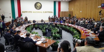 INE avala multa a México Tiene Vida por participación de ministros de culto