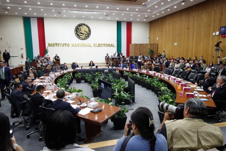 INE avala multa a México Tiene Vida por participación de ministros de culto
