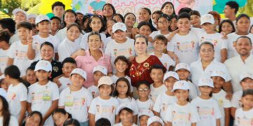 Atenea Gómez Ricalde clausura el curso de verano “Baaxlo’ob Paalalo’ob 2026”
