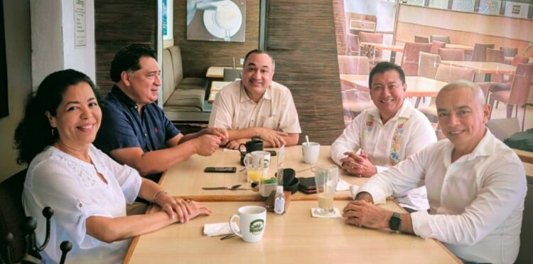 Bloque opositor en Quintana Roo evalúa coalición frente a próximos comicios del 2027