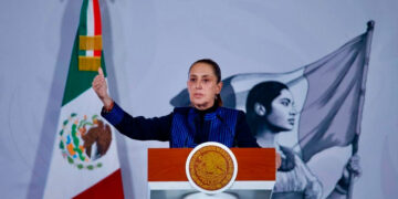 Duro ataque; Sheinbaum califica de “traidor” y “entreguista” al líder del PRI, Alejandro Moreno