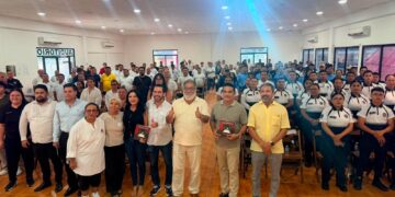 Enseñan a taxistas y policías de Tulum la ‘gestión de emociones’