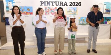 Fiesta del arte; Blanca Merari clausura con éxito el Taller de Verano de Pintura 2026