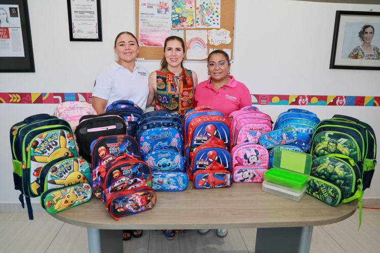 Gran apoyo escolar; entregarán mochilas en Isla Mujeres