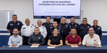 Honor y jubilación; Estefanía Mercado abre retiro digno a policías