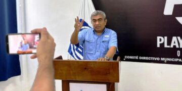 Alzamos la voz para que la CFE invierta en Playa del Carmen: Juan Novelo