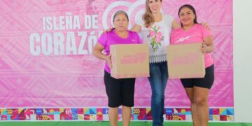 Atenea acerca apoyos a las mujeres con el Programa Isleña de Corazón