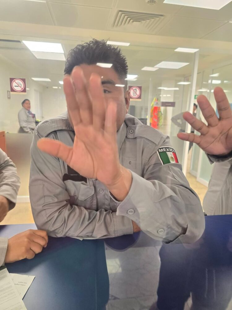 Buzos denuncian voracidad de Aduanas por ingreso de equipo fotográfico