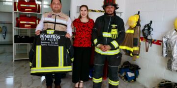 Más equipamiento; Atenea Gómez impulsa la labor de los bomberos