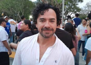Propone “Chanito” Toledo instituto para devolver al pueblo lo robado por la CFE