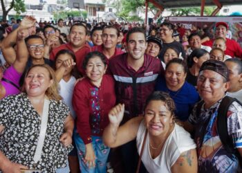 Tejiendo alianzas; Gino Segura impulsa la transformación en Cozumel