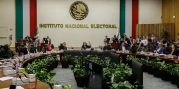 Morena respalda al INE tras prohibición al PRI de llamar “narcopartido” a los guindas