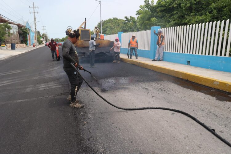 ¡Caminos renovados!; avanza la transformación de Prolongación Rueda Medina en Isla Mujeres