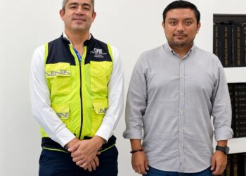 ¡Exige soluciones!; Estefanía Mercado gestiona con CFE fallas eléctricas locales