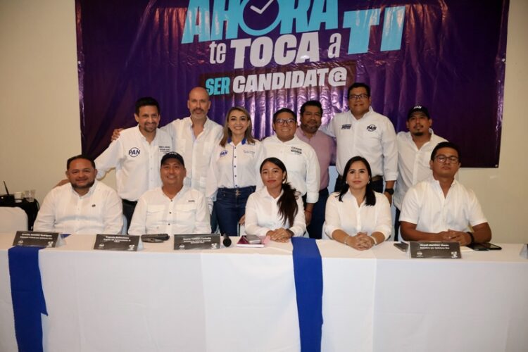 ¡Mueven fichas azules!; oposición alista perfiles rumbo al 2027