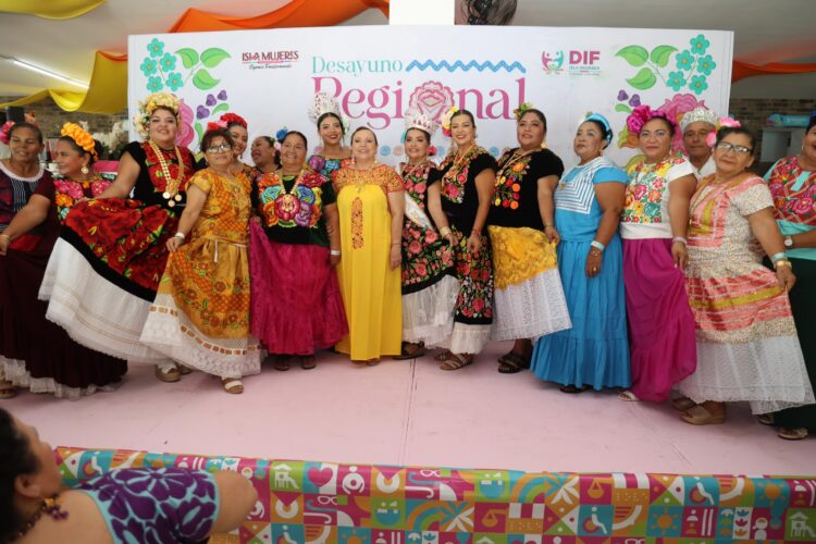 ¡Todos por la salud!; gran éxito en desayuno regional