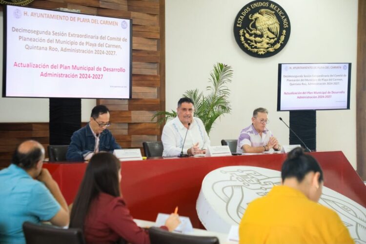 Actualizan en Playa del Carmen el Plan Municipal de Desarrollo 2024-2027