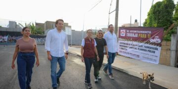 Ana Paty cumple con obras de 0 a 100 en la Colonia El Diamante