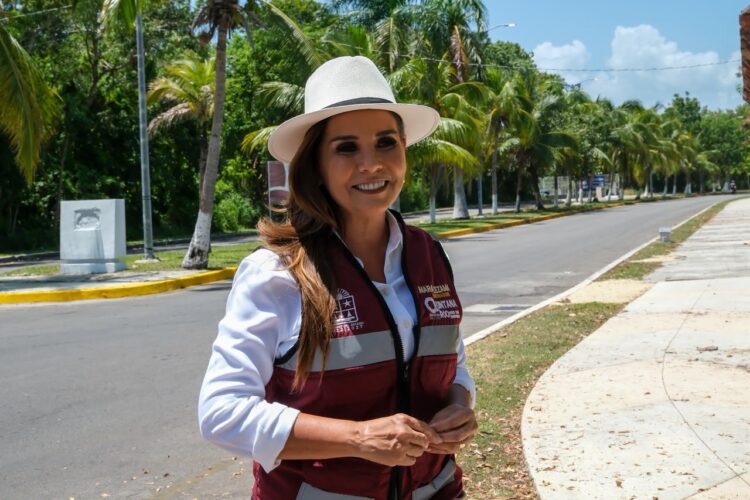 Anuncia Mara Lezama conclusión de nuevo alumbrado público en el Boulevard Bahía de Chetumal