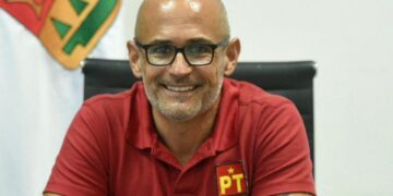 Bruto y los gobiernos del pasado