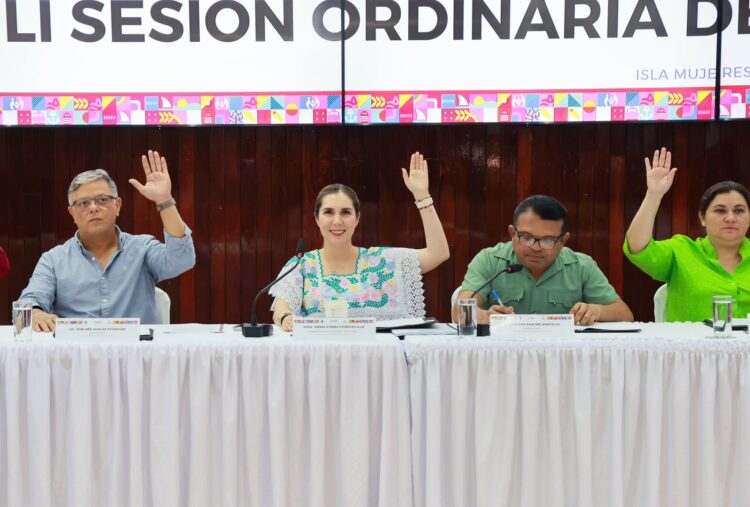 Cabildo de Isla Mujeres aprueba actualización del Plan Municipal de Desarrollo 2024-2027