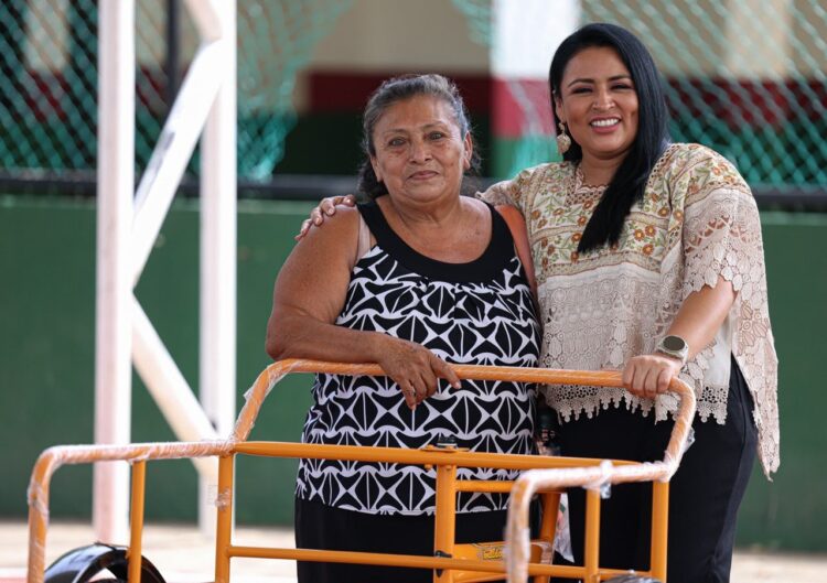 Compromiso con la gente; Blanca Merari afianza el bienestar social en Puerto Morelos