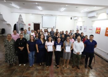 El convenio IEQROO-Wozniak fortalece la formación de la ciudadanía joven