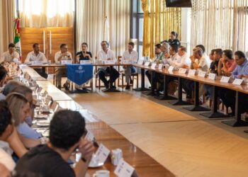 Estefanía Mercado fortalece diálogo con sector empresarial de Playa del Carmen