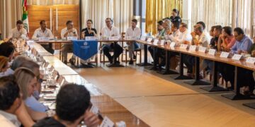 Estefanía Mercado fortalece diálogo con sector empresarial de Playa del Carmen
