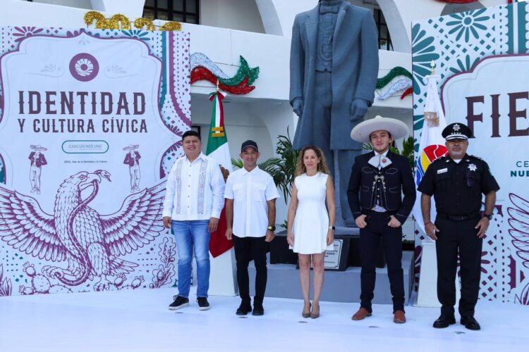 Fiesta tricolor; Cancún arranca con fervor sus festejos patrios