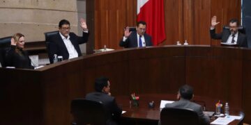 Freno al uso de programas; TEPJF prohíbe que operadores actúen como observadores