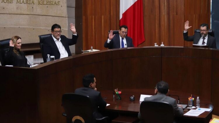 Freno al uso de programas; TEPJF prohíbe que operadores actúen como observadores