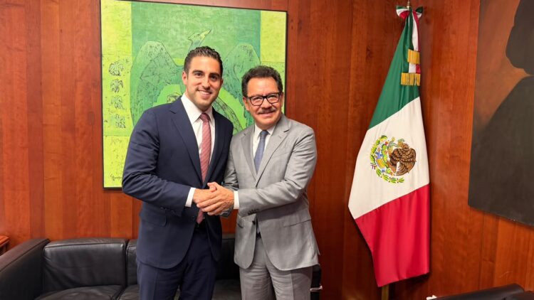 Gino Segura deja el Senado para concentrarse en Coordinación Estatal de Morena en Quintana Roo