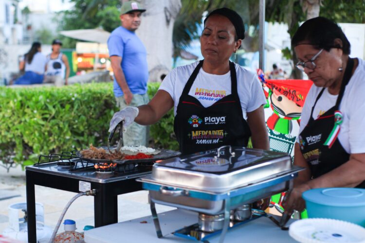 Playa del Carmen activa la economía con “Kermés Semana Patria Gastronómica”
