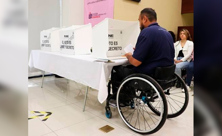 Sin voto digital; INE descarta voto por internet para personas en postración y cuidadoras