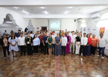 Impulsa el IEQROO participación de las juventudes con concurso de oratoria