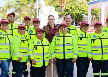 Isla Mujeres reluce; refuerzan operativos de limpieza urbana