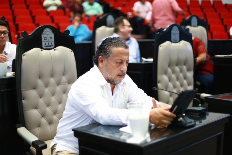 Jorge Sanén facilita el acceso ciudadano a la información legislativa