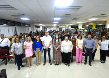 Mujeres juzgadoras comparten experiencias en Conversatorio del TEQROO