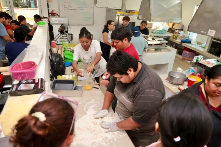 Nuevas oportunidades; 16 cursos gratuitos en Isla Mujeres