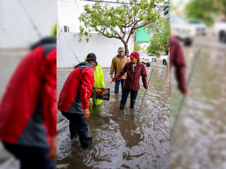 “Operativo Lluvia”; Ana Paty supervisa el operativo en las calles de Cancún