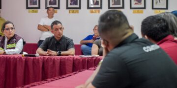 Pablo Gutiérrez fortalece el diálogo con gremios mototaxistas en Cancún