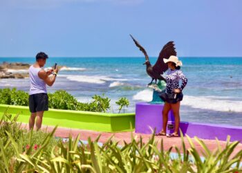 Paseo de las Sirenas se posiciona como nuevo atractivo turístico de Isla Mujeres