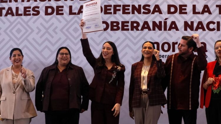 “Que lo resuelvan los partidos”: Sheinbaum no intervendrá en choque de la 4T