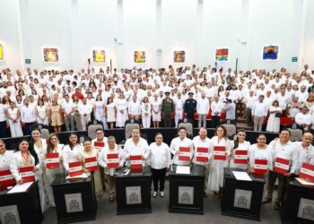 Recibe Congreso de Quintana Roo el Cuarto Informe de Gobierno de Mara Lezama