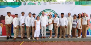 ‘Toman la palabra’; adolescentes de Puerto Morelos asumen el liderazgo de su comunidad
