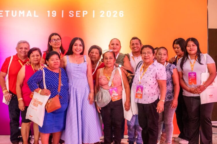 ¡Liderazgo femenino!; 500 mujeres toman foro en Chetumal